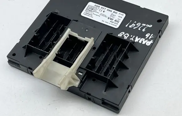 Volkswagen PASSAT B8 Comfort/convenience module 5Q0937086BD