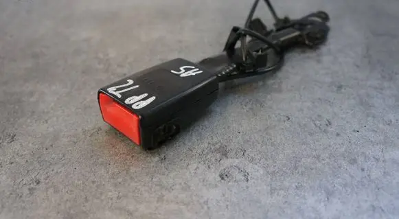Audi A5 Sportback 8TA Front seatbelt buckle 8K0857755F