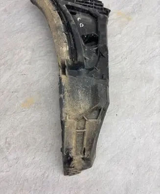 Volvo XC90 Front bumper mounting bracket 30698129
