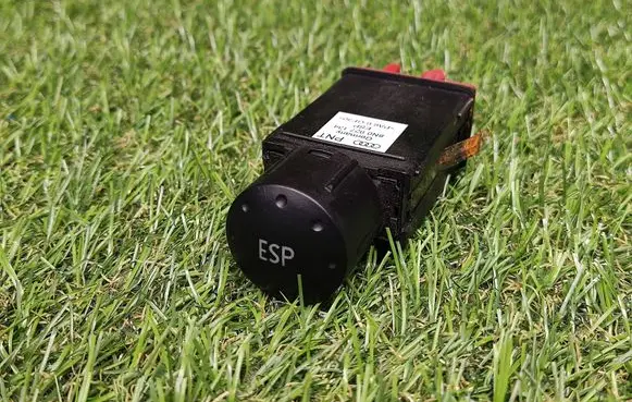 Audi TT Mk1 ESP (stability program) switch 8N0927134
