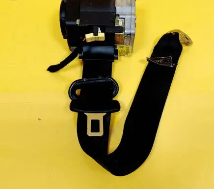 Audi A3 S3 8P Rear seatbelt 8L3857806