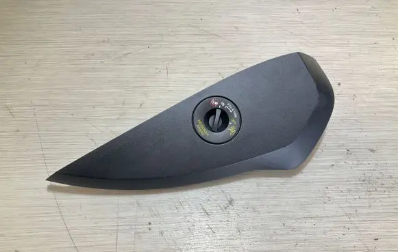Volvo XC40 Dashboard side end trim 31442705