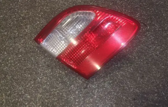Mercedes-Benz E W211 Tailgate rear/tail lights A2118201364
