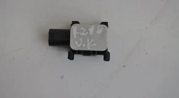 Mercedes-Benz R W251 Airbag deployment crash/impact sensor A0038202826