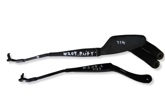 Mercedes-Benz C W204 Front wiper blade arm 