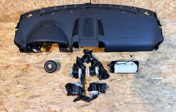 Porsche Cayenne (92A) Dashboard 7P5880201F