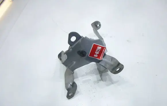 Volkswagen Touareg II Fuel filter bracket/mount holder 7P6127224