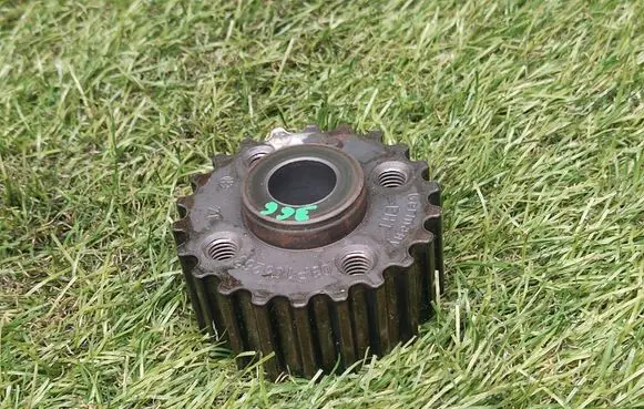 Volkswagen Sharan Crankshaft gear 03P105263