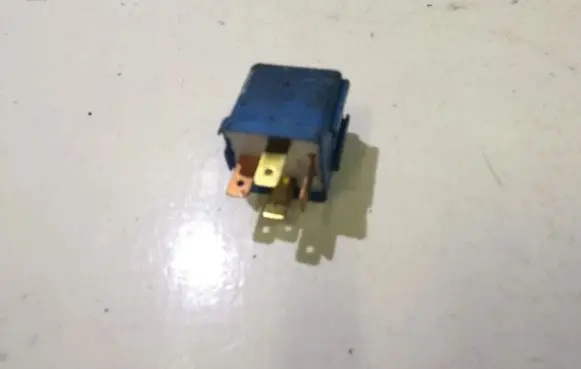 Nissan Primera Other relay 252309F900 4RA940010-65