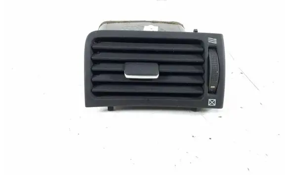 Toyota Avensis T250 Dashboard side air vent grill/cover trim 55660-05090