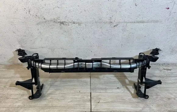 Mercedes-Benz B W246 W242 Radiator trim 
