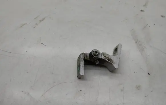 Volkswagen Tiguan Rear door lower hinge 5N0831402A