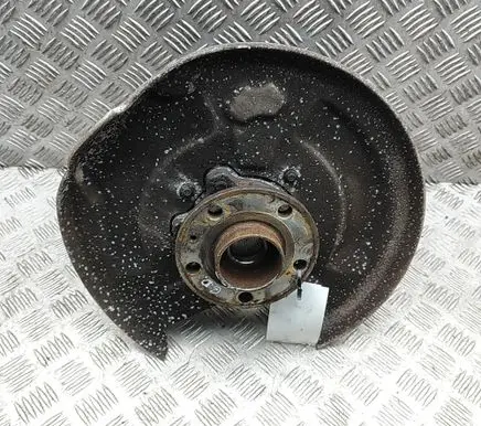 Volvo XC60 Rear wheel hub 32395005