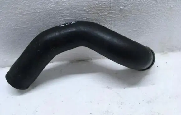 Mercedes-Benz ML W164 Intercooler hose/pipe A1645280282