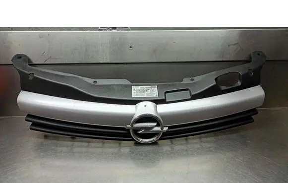 Opel Astra H Front grill 13149463