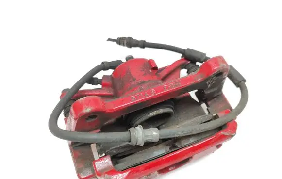 Volkswagen Golf VII Front brake caliper