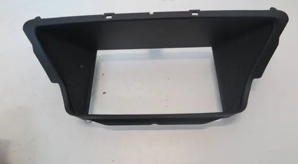 Mercedes-Benz CLS C218 X218 Radio/GPS head unit trim A2186800136 9029400