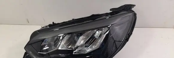 Peugeot 208 II Headlight/headlamp 9855524680