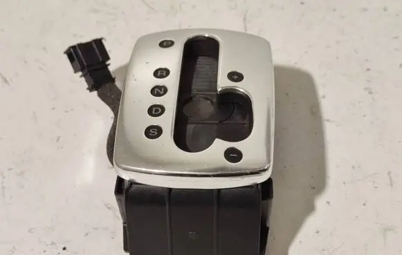 Audi A8 S8 D3 4E Gear selector 4E1713111B 10000572400