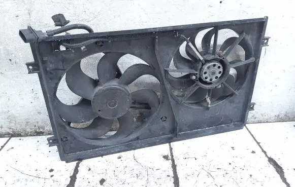 Volkswagen Golf IV Fan set 1J0959455P 1J0121207H 1J0959455F