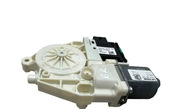 Jeep Renegade Front door window regulator motor C44132103 0130822665 C37722104