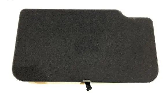 Toyota Verso Center/middle under tray cover 