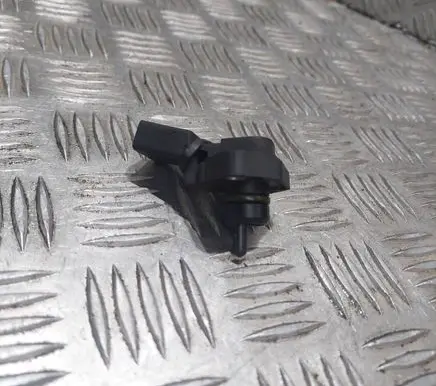 Audi A3 S3 8L Air pressure sensor 038906051 0281002177