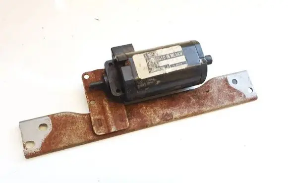 Ford Mondeo Mk III Seat adjustment motor 5609839j