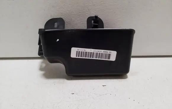 Peugeot Expert Fuse box cover 9810386980