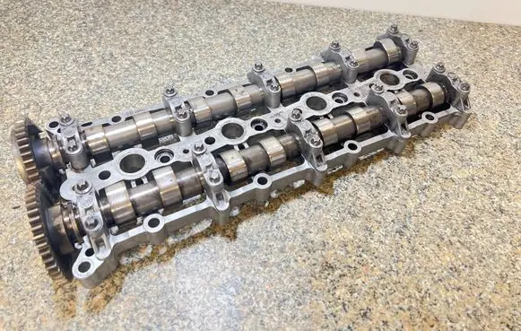BMW 3 E90 E91 Engine head 7797513