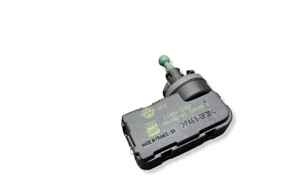 Volkswagen Golf IV Headlight level adjustment motor 1J0941295F
