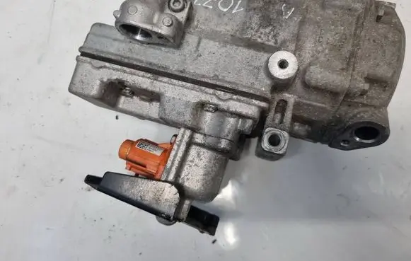 Nissan e-NV200 Air conditioning (A/C) compressor (pump) 926003NF0A 0422000683