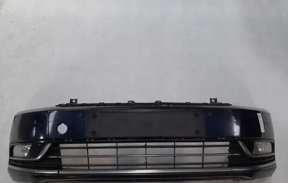 Volkswagen PASSAT B7 Front bumper