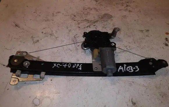Volvo XC70 Rear door window regulator motor