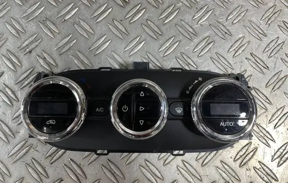 Iveco Daily 6th gen Climate control unit 104144