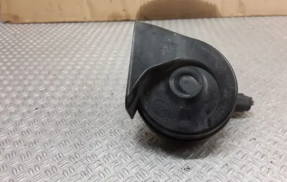 BMW 3 E90 E91 Horn signal A046522