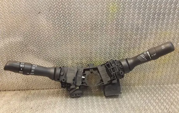 Lexus IS 220D-250-350 Wiper speed switch 
