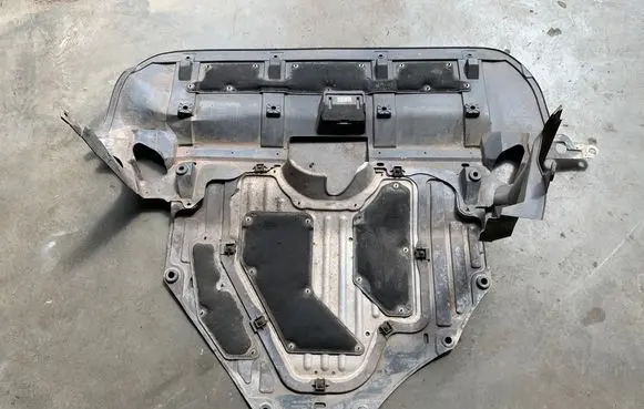 Honda CR-V Engine splash shield/under tray 74112T1GAG0