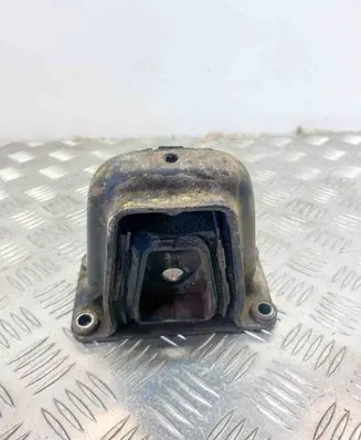 Mercedes-Benz SLC C107 Rear differential mounting bracket A1233511142