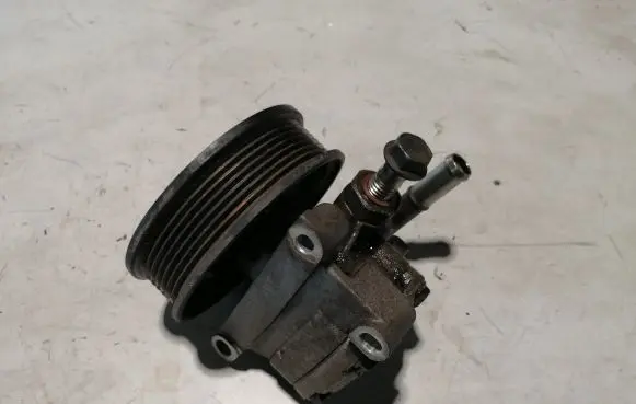 Power steering pump