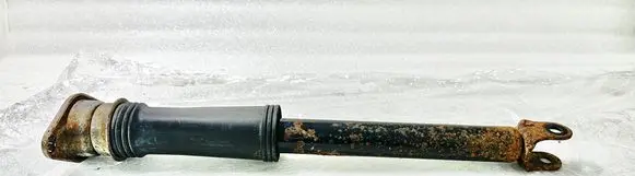 Hyundai i40 Rear shock absorber/damper 553113Z110 1819