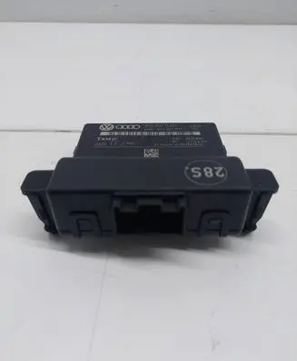Volkswagen Caddy Gateway control module 1K0907530F 0325 1K0907951