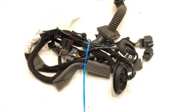 Volvo XC60 Front door wiring loom 31855086