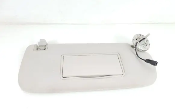 Sun visor