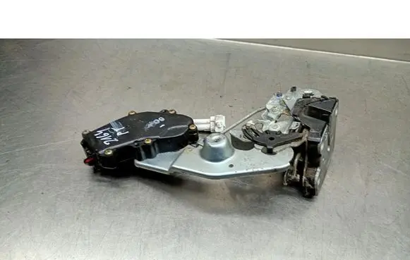 Suzuki Swift Cultus Rear door lock