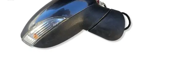 Ford Fiesta Front door electric wing mirror 