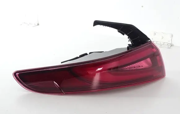 Alfa Romeo Giulia Rear/tail lights 00505627320 20690109