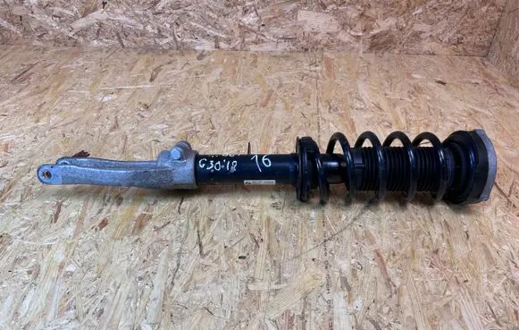 BMW 5 G30 G31 Front shock absorber with coil spring 6875923
