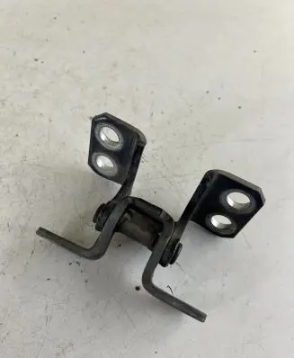 Toyota RAV 4 (XA20) Tailgate/trunk/boot hinge