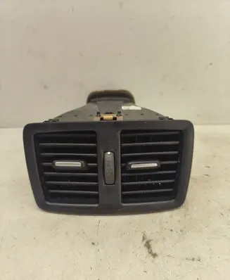 BMW X1 F48 F49 Rear air vent grill 9292742